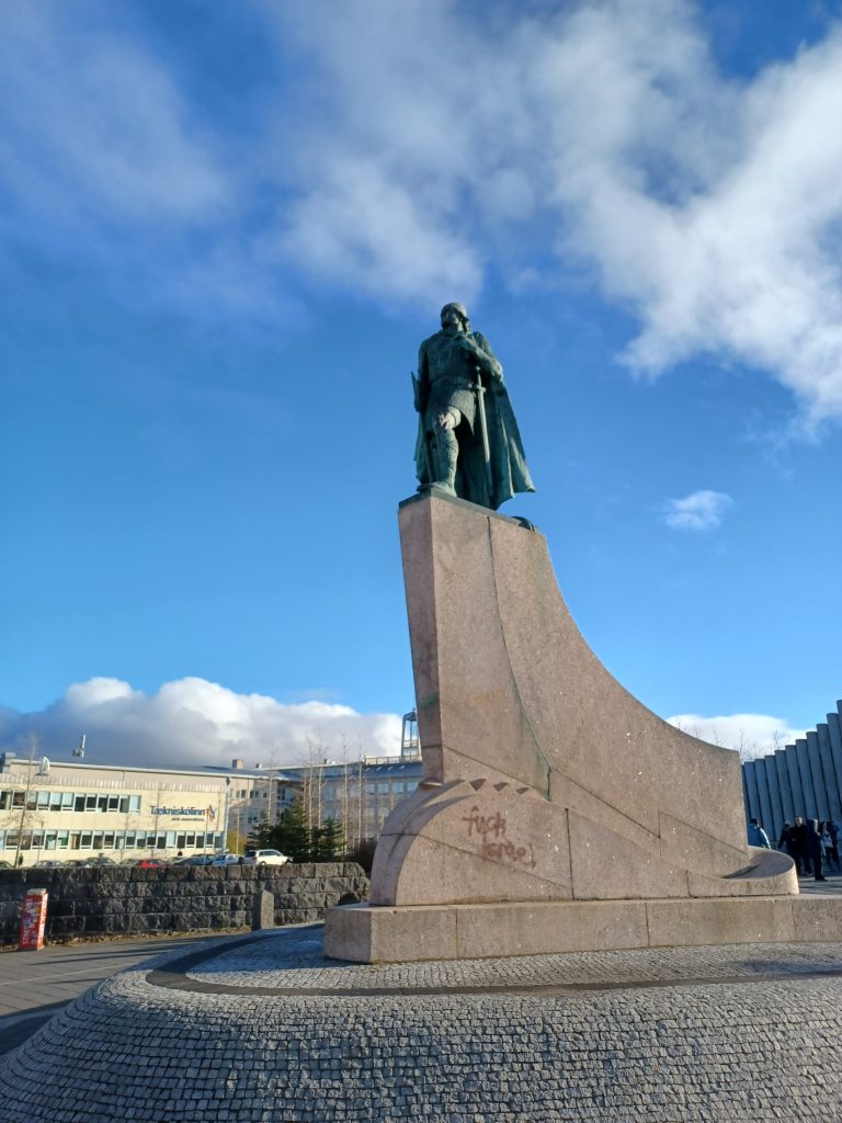 Statue of Leifur Eiríksson