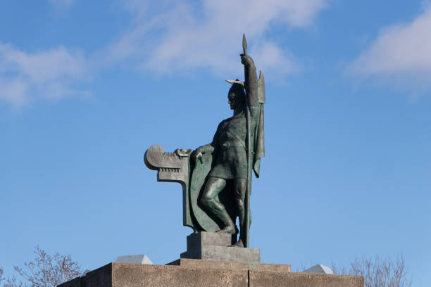 Ingólfur Arnarson by Einar Jónsson