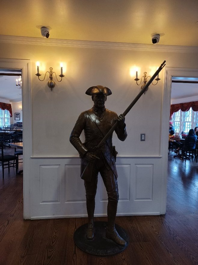 Minute man in Boston Tea Party Museum