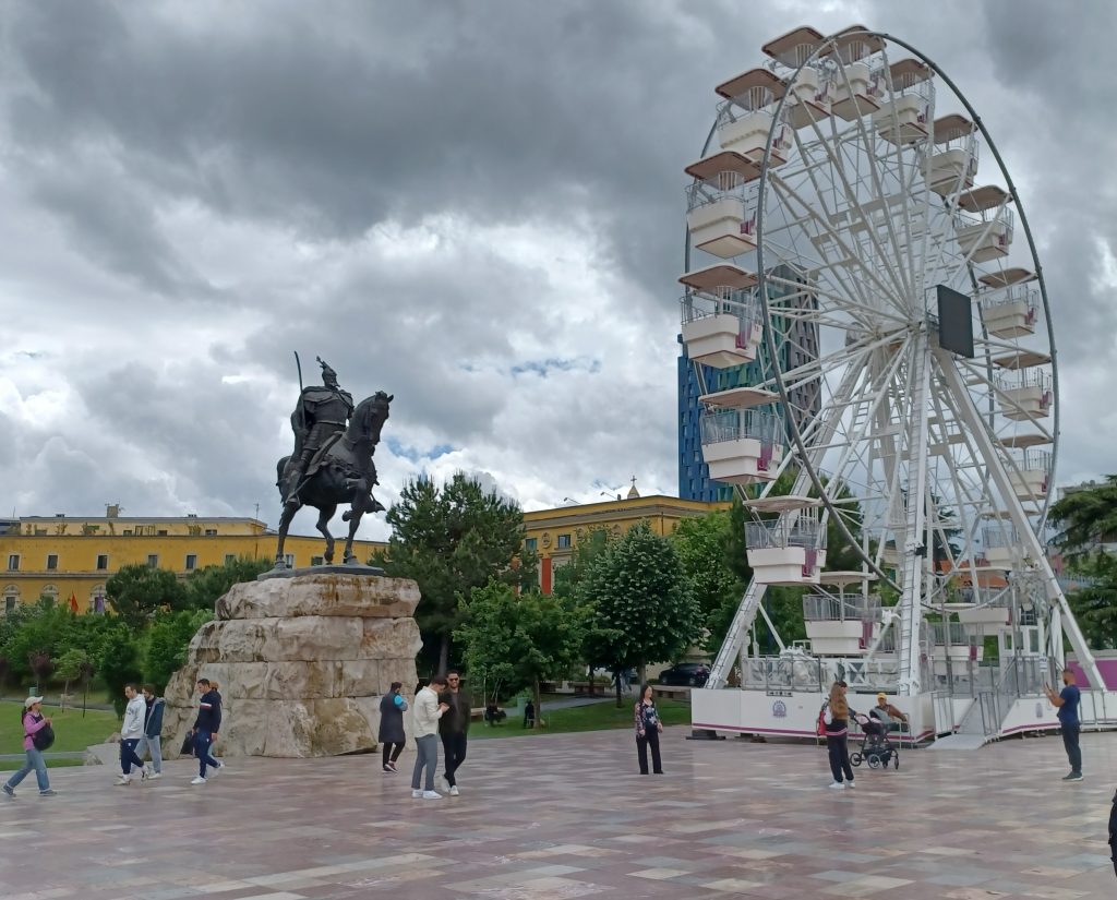 Skanderbeg Square, Tirana