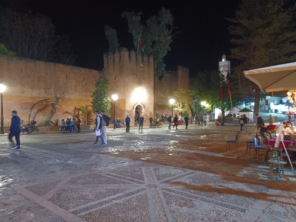 Uta Hammam Square looking over the Kasbah