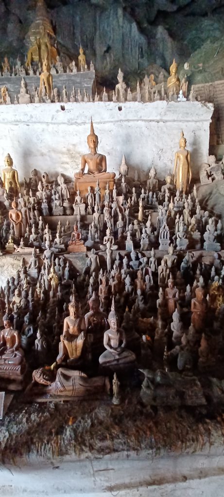 Pak Ou upper cave