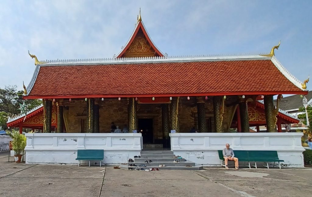 Wat Mai Suwannaphumaham