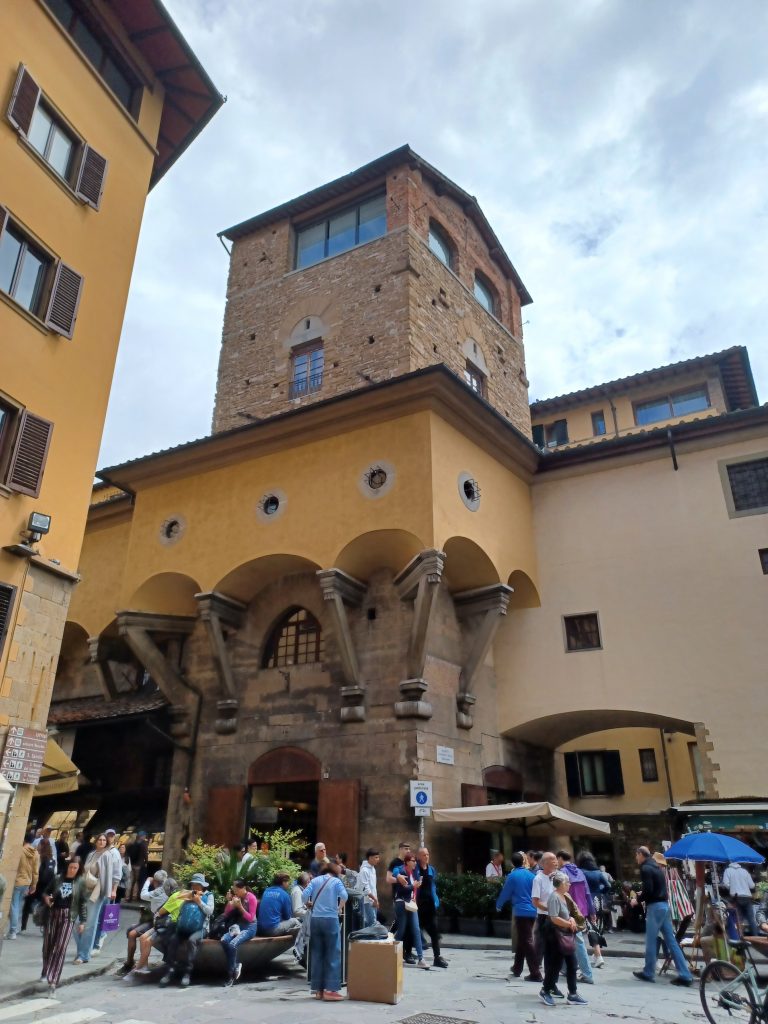 Ponte Vecchio: south side