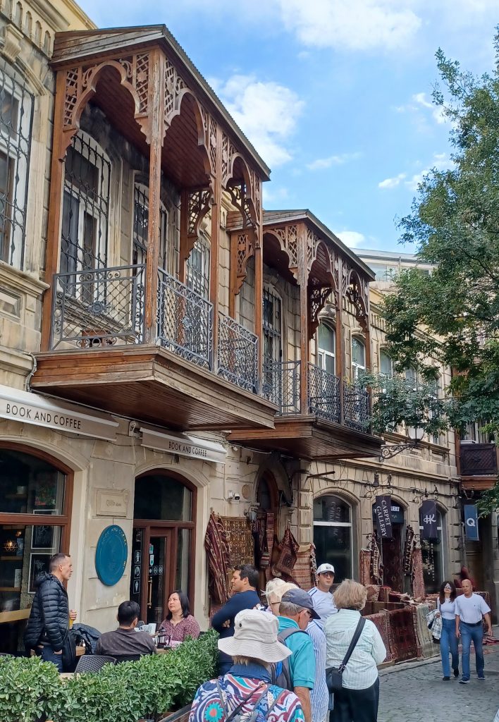 Street scenes, Old Baku