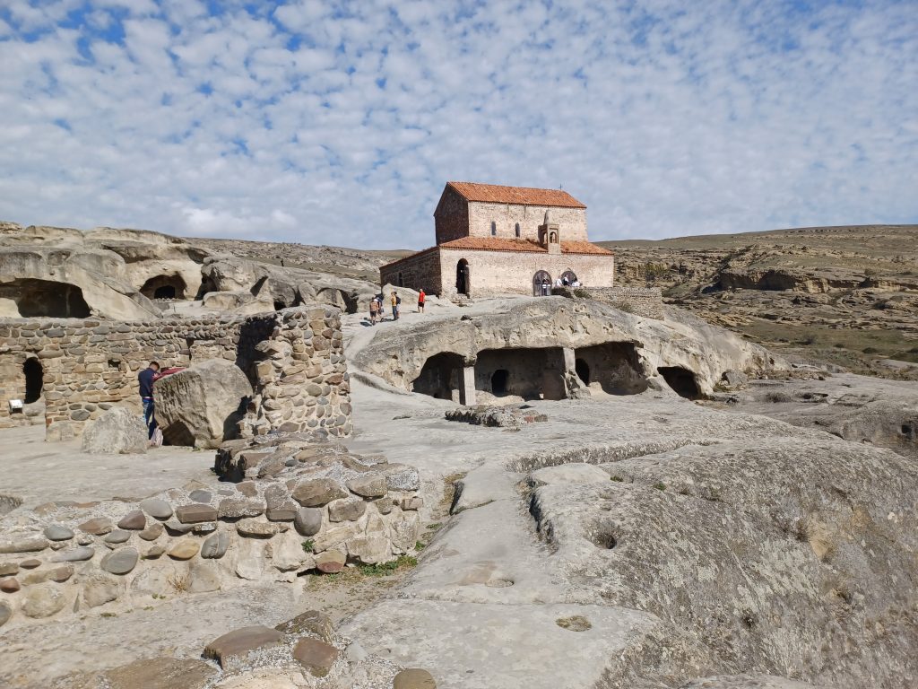 Uplistsikhe cave town: wine cellar