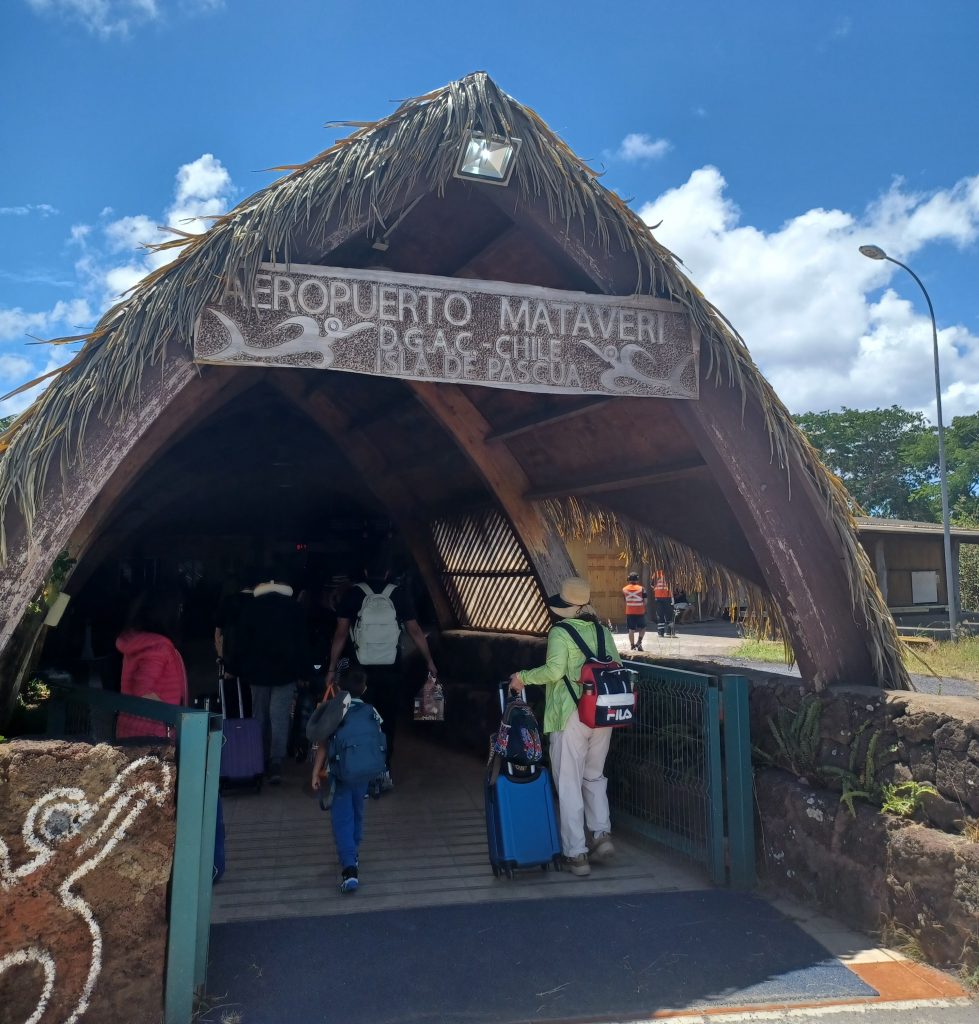 Mataveri International Airport, Rapa Nui
