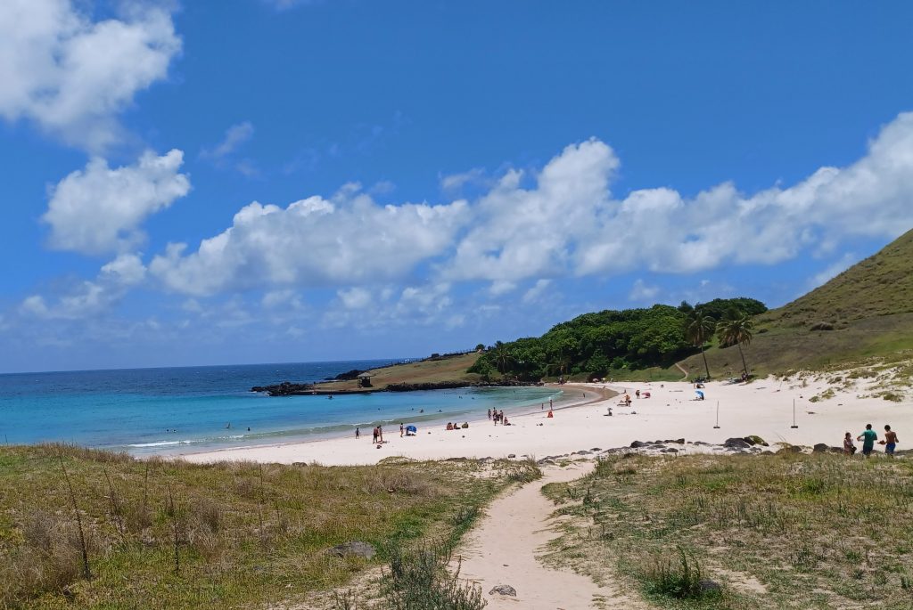 Anakena Beach, Rapa Nui