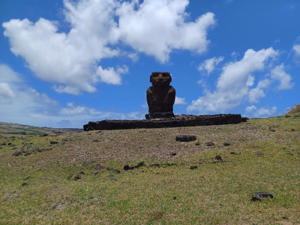 Ahu Ature Huki, Anakena Beach