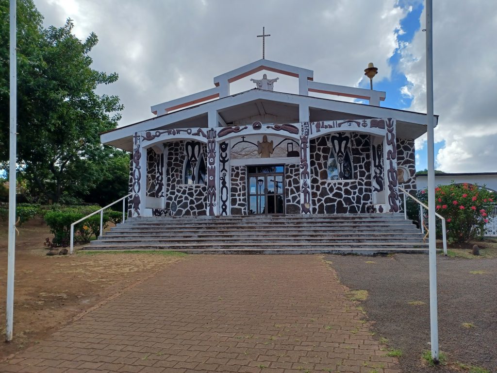Holy Cross Church, Hanga Roa