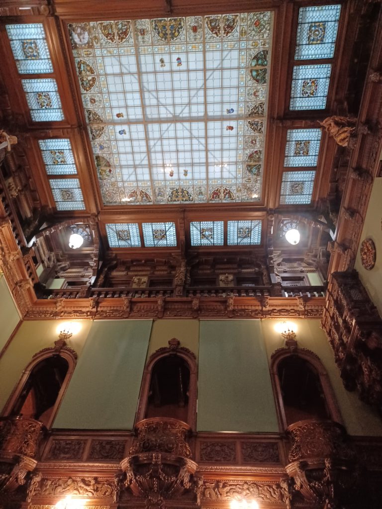 Hall of Honour, Peleş Castle