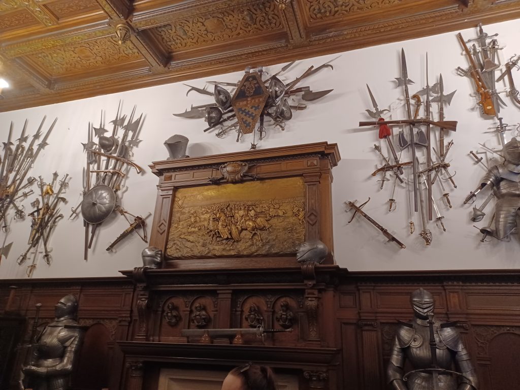 Armoury Hall, Peleş Castle