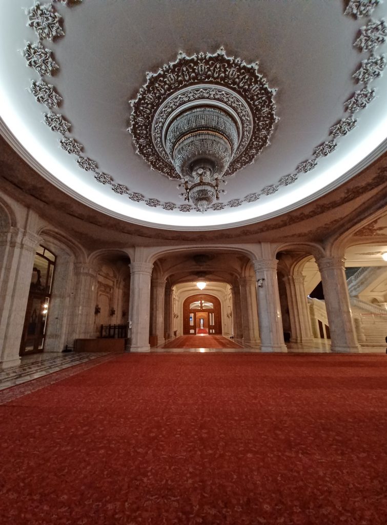 Large chandelier and carpeted corridors, Palace of the Parliament
